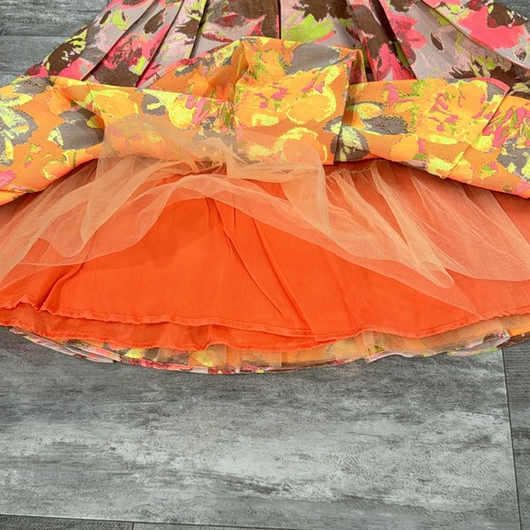 New Bebe Multicolor Midi Skirt with Bow in the Back - Picture 9 of 13
